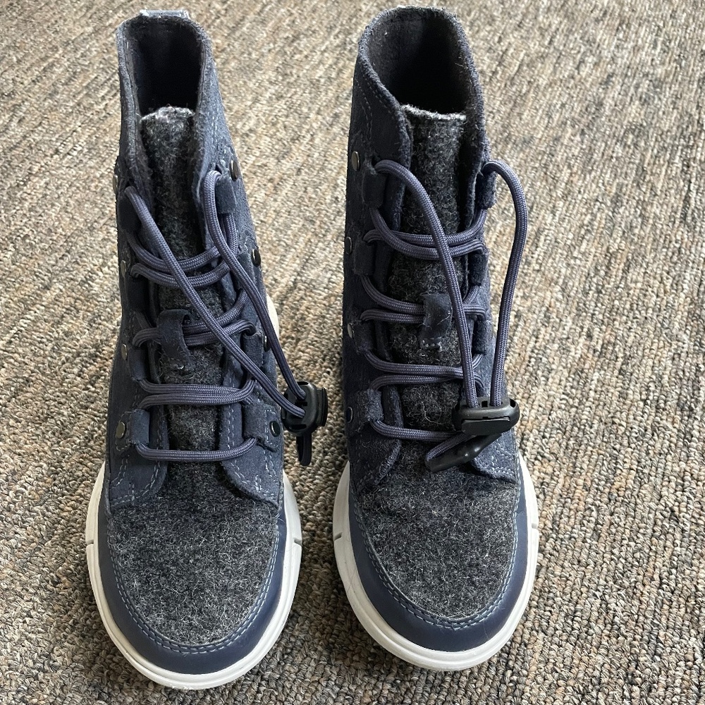 Boys winter boots